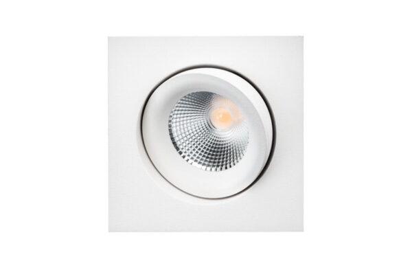 SG JUNISTAR LUX SQUARE HVIT 2700K, KREVER TAKKASSE